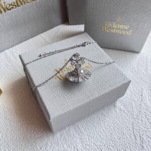 𝐕𝐢𝐯𝐢𝐞𝐧𝐧𝐞 𝐖𝐞𝐬𝐭𝐰𝐨𝐨𝐝🪐✨